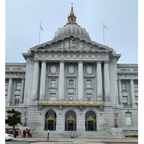 NOVEMBER 27, 1978: Mayor George Moscone and Supervisor Harvey Milk were assassinated in San Francisco City Hall.